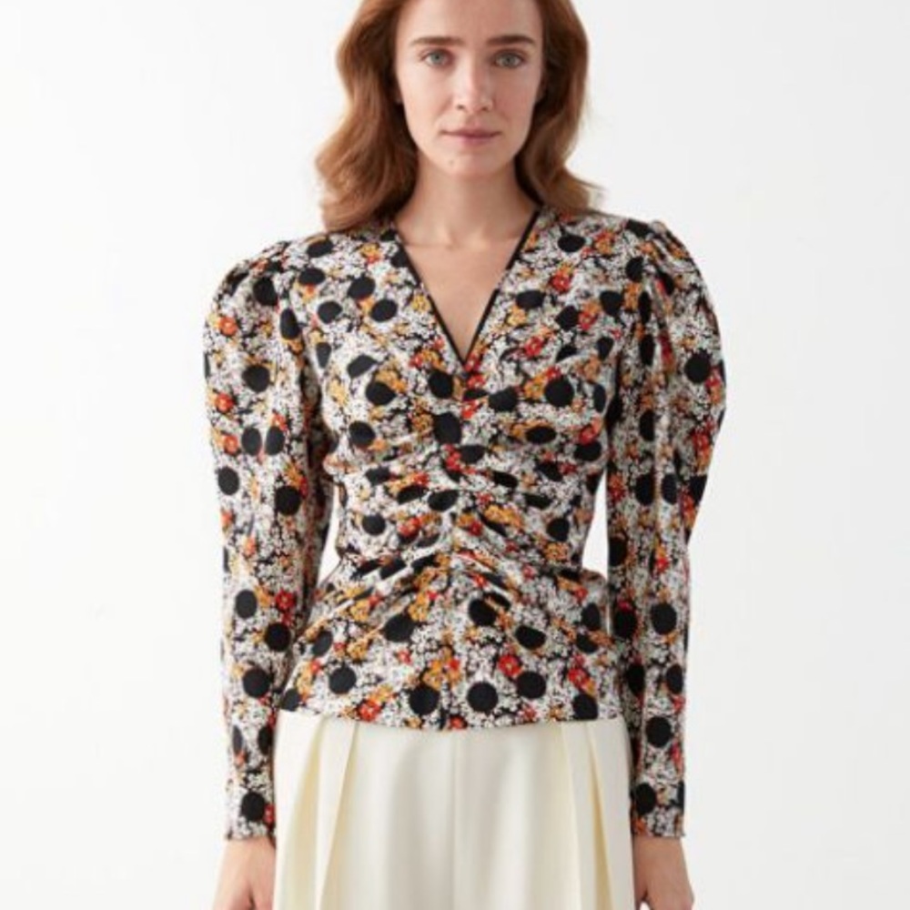 & Other Stories- Fitted Pleated Mulberry Silk Top